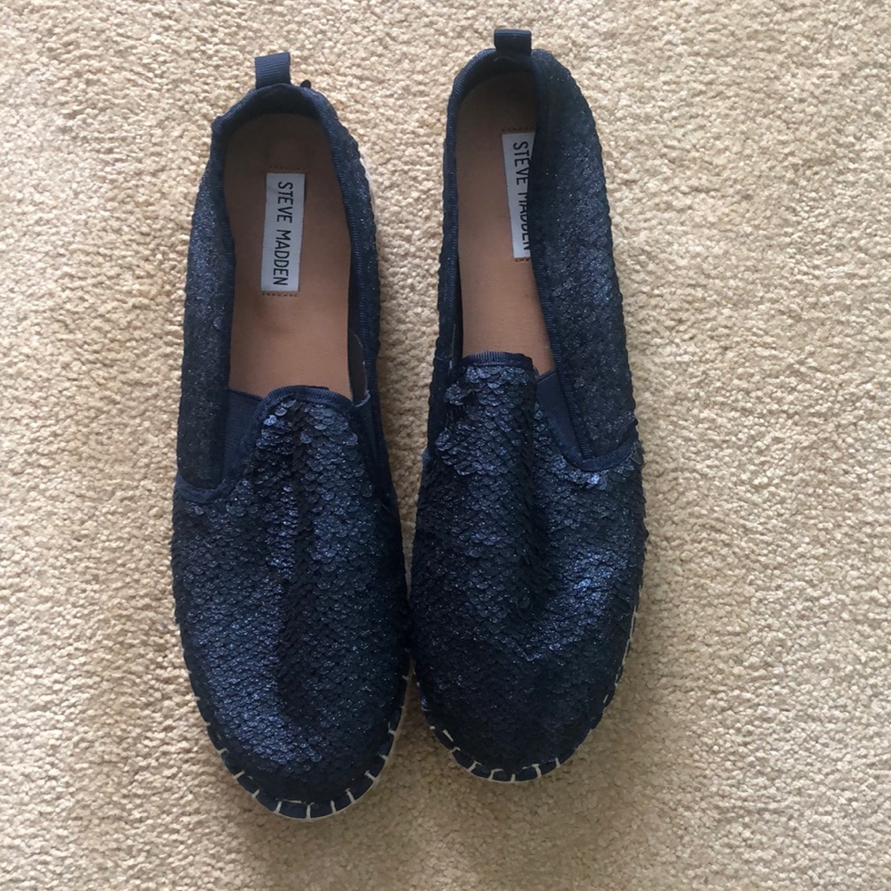 Steve Madden slip ons